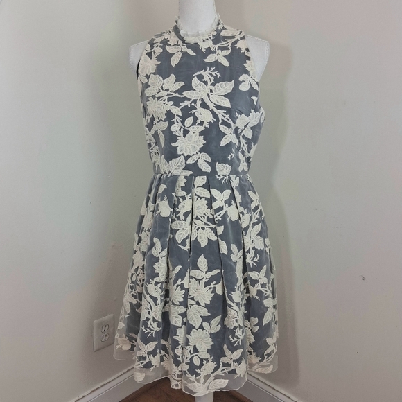 ERIN by Erin Fetherston Black  and Cream Floral Midi Dress Size 8 - Picture 2 of 11